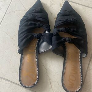 Womens Sam Edelman Black Flats, like new, worn once